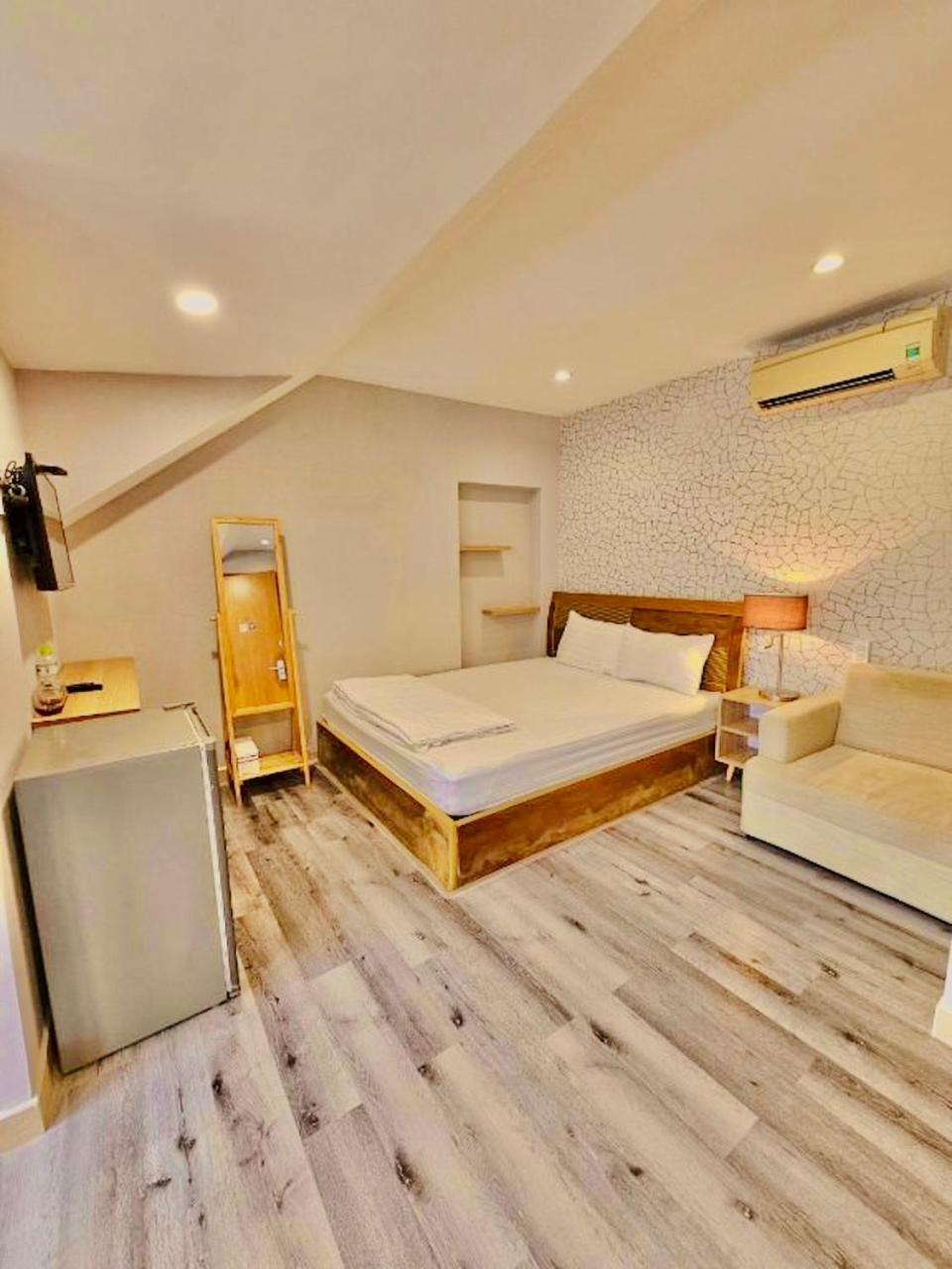 Simmi 5 Hotel & Apartment โฮจิมินห์ซิตี้ ภายนอก รูปภาพ