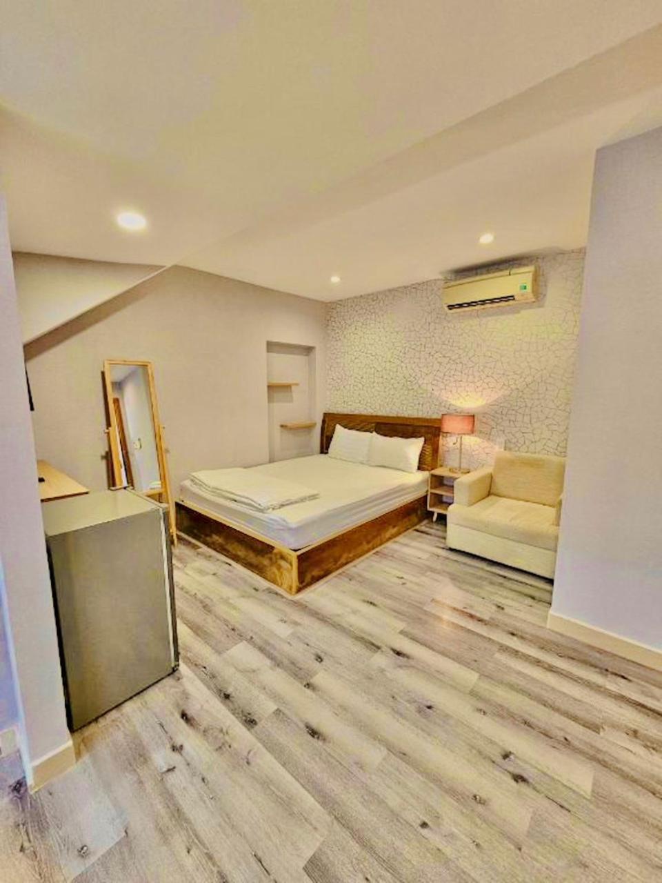 Simmi 5 Hotel & Apartment โฮจิมินห์ซิตี้ ภายนอก รูปภาพ